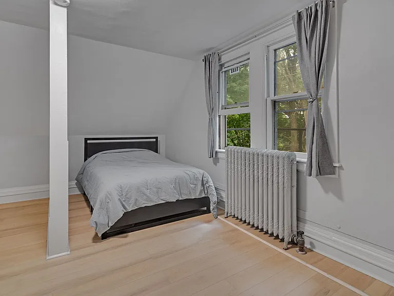 200 Highland Ave — Photo 106