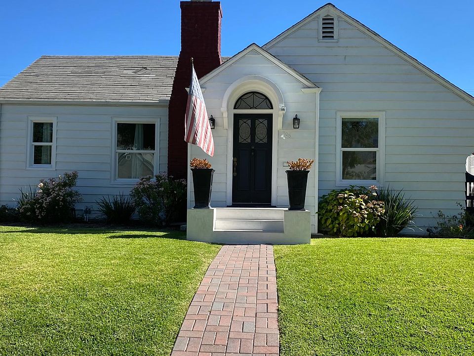 1st image of 808 Burchett St