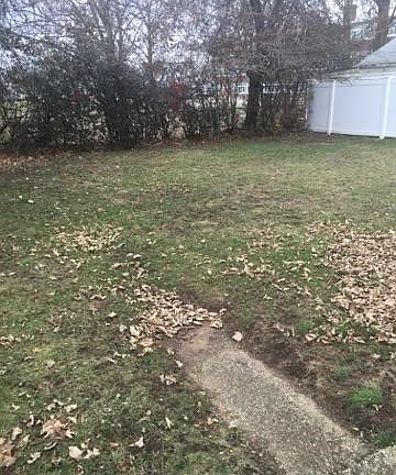 2nd image of 390 Daub Ave