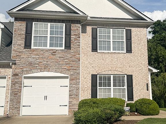 2nd image of 815 Barrington Place Dr