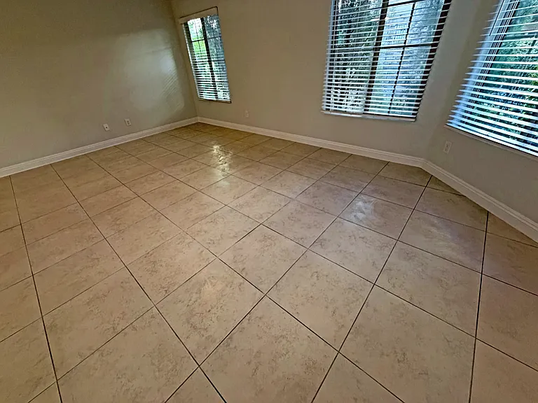 9650 Volk Ave — Photo 38