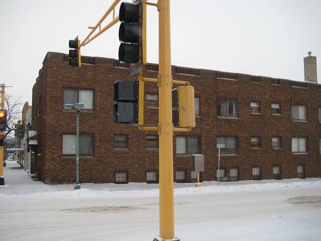 2nd image of 221 Main St S APT 4