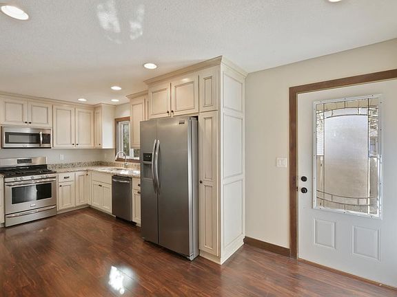 4th image of 5523 E Oberlin Cir
