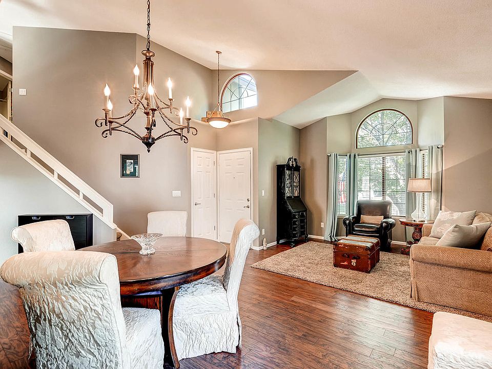 2nd image of 1534 Briar Cir