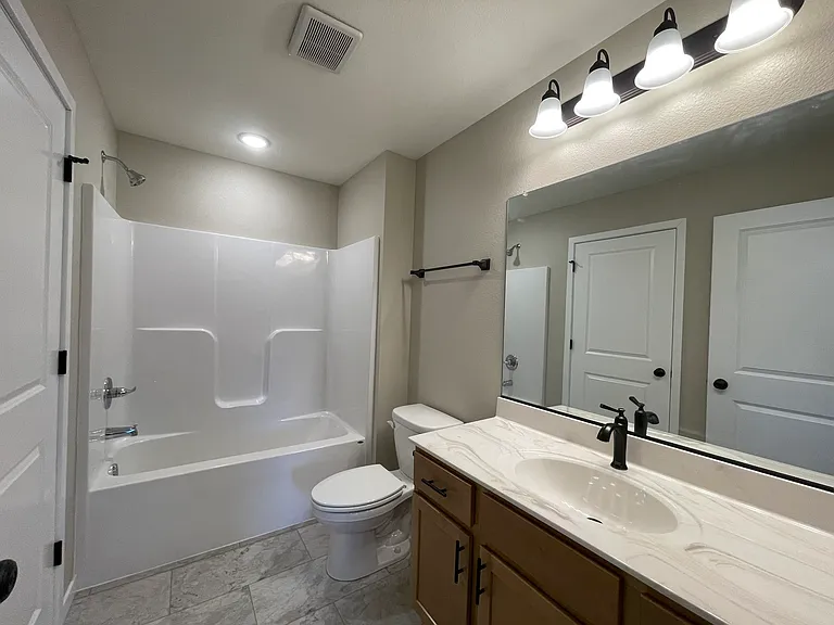 5598 Timber Trl — Photo 8