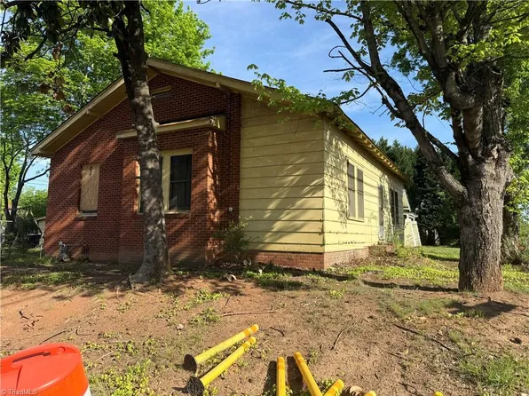 293 Winston Rd, Lexington, NC 27295