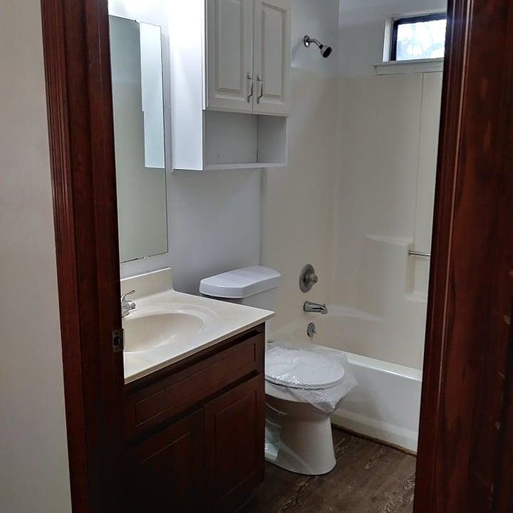 2nd image of 110 Sunnyside Dr