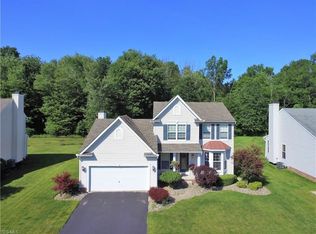 6172 Klines Dr, Girard, OH 44420