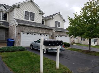 2163 Autumn Ln, Dekalb, IL 60115