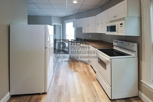 98 Academy St #4 Photo 1