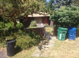 814 NW 108th St, Seattle, WA 98177