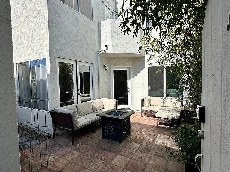 1445 Grand Ave #A — Photo 34