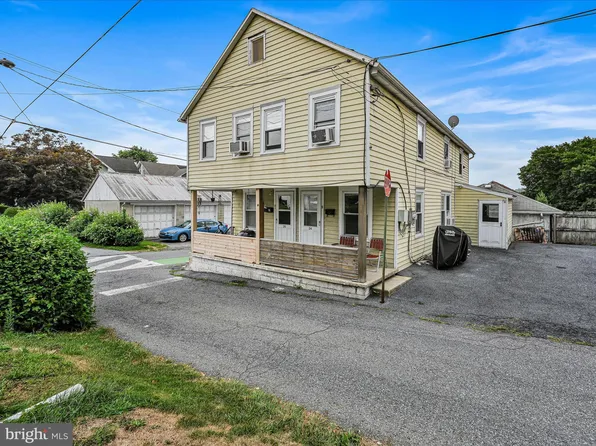 24 Gladys Aly, Elizabethtown, PA 17022