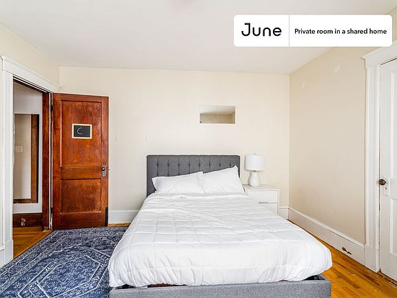 3rd image of 124 Nonantum St #1-C