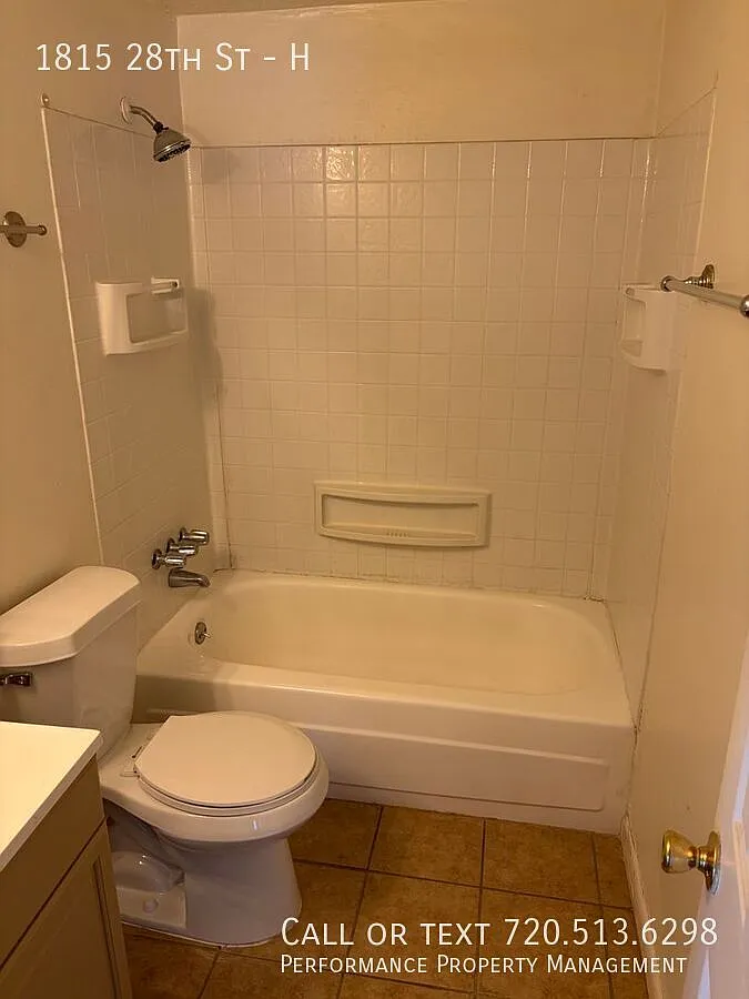 Updated 2-Bedroom Apartment With Patio In Central Greeley - Utilities Included — Photo 4