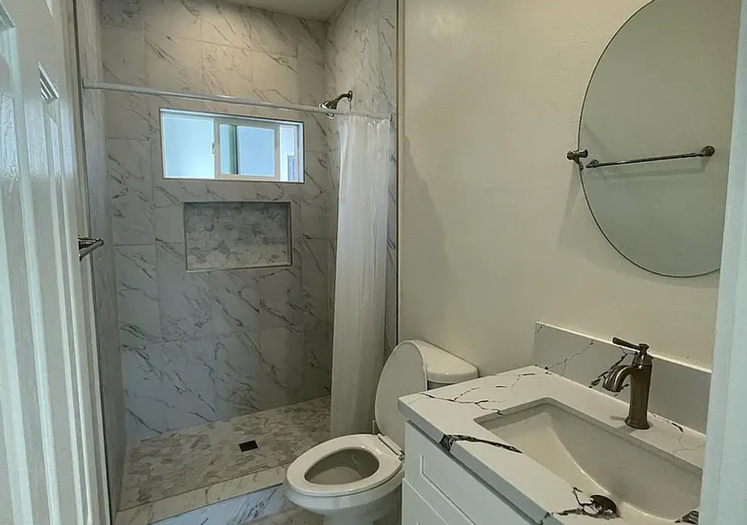 5503-5507 1/2 Mary Lane Dr — Photo 4