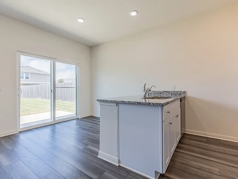 14706 Maple Ter — Photo 9