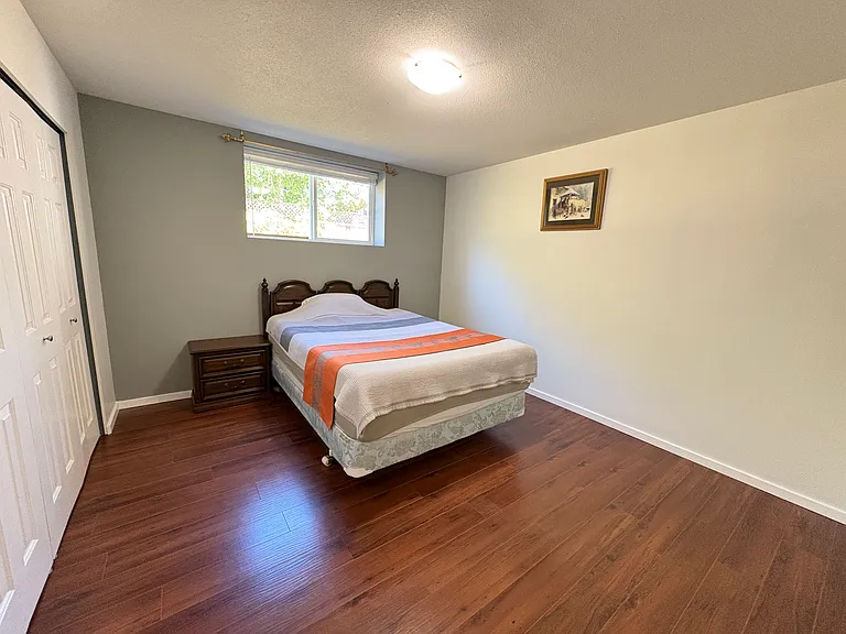 223 Saturna Dr — Photo 8
