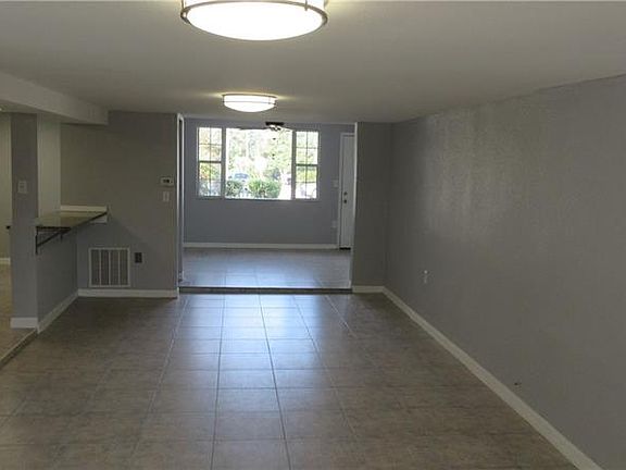 3rd image of 4240 58th Ave N