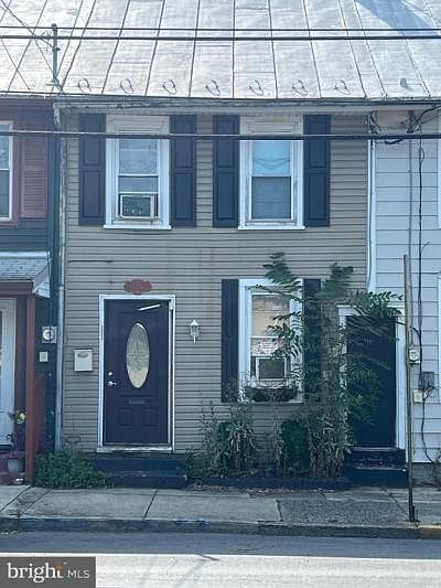 1st image of 226 N Pitt St