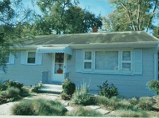 60 Summers Ln, White Stone, VA 22578