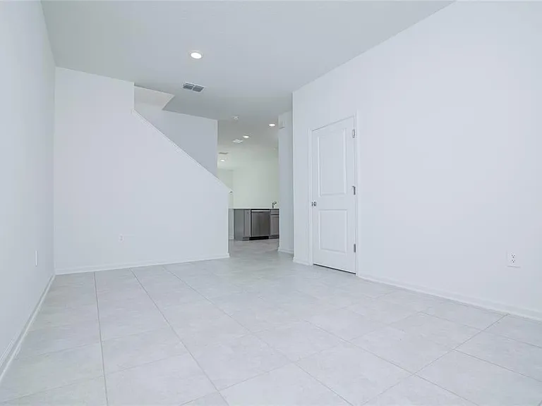2642 Runners Cir — Photo 13