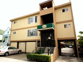 1p127 - 38th & Shafter Apartments, studio  1.0 baths