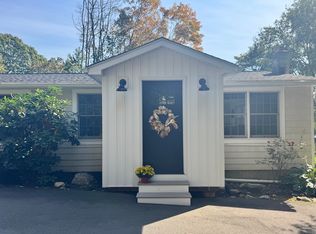 5 Old New England Rd, Branford, CT 06405