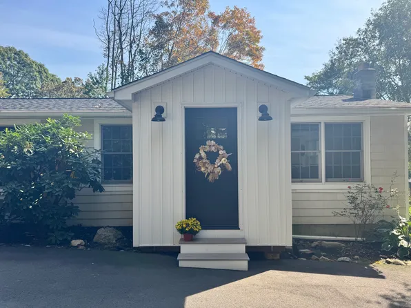 5 Old New England Rd, Branford, CT 06405