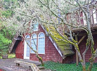 2062 S 3rd Ave, Sequim, WA 98382