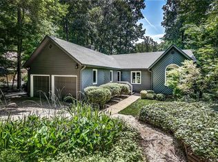 5627 Promontory Pointe Rd, Midlothian, VA 23112