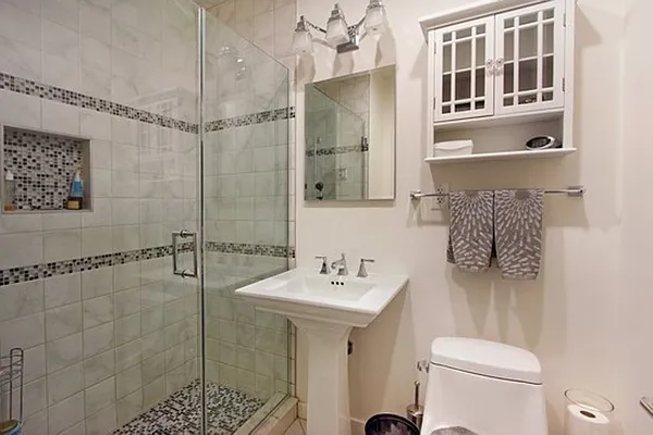 Sold by Corcoran | media 14