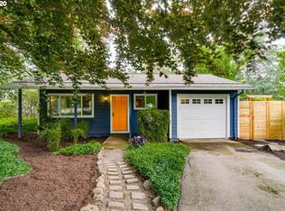 2940 SW Hume Ct, Portland, OR 97219