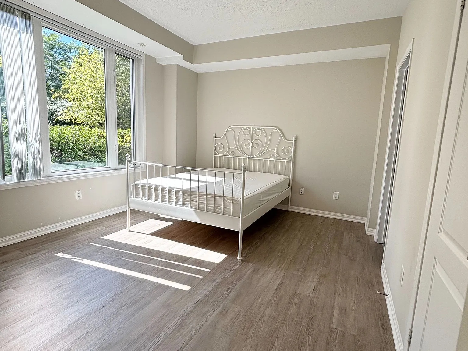 2 bed, $2,600 — Photo 1