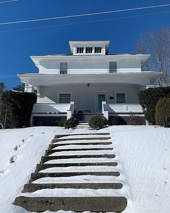 186 Rodgers St, Corning, OH 43730 Zillow