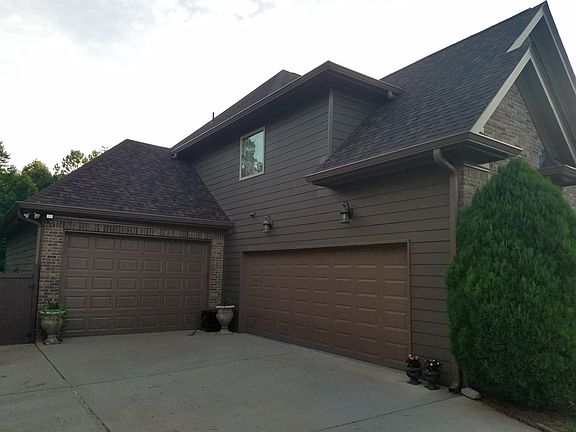 2 Cars + 1 Car/Boat Garages