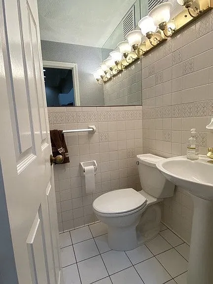 608 Tremont St #2-2-2 — Photo 7