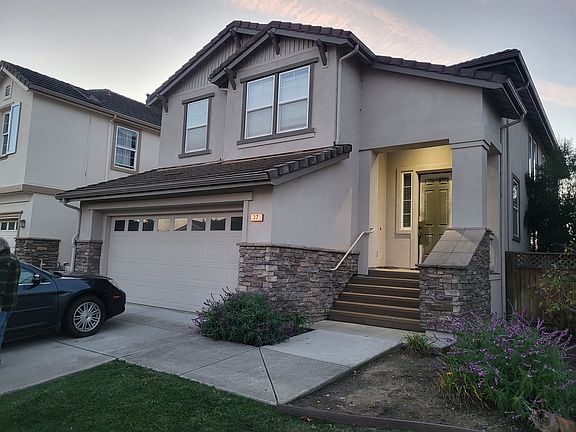 2nd image of 37 Pelican Dr