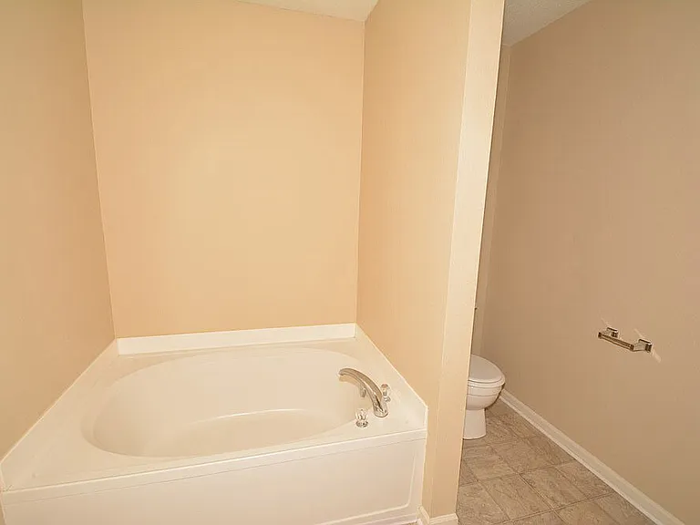 8010 Whitaker Valley Blvd — Photo 16