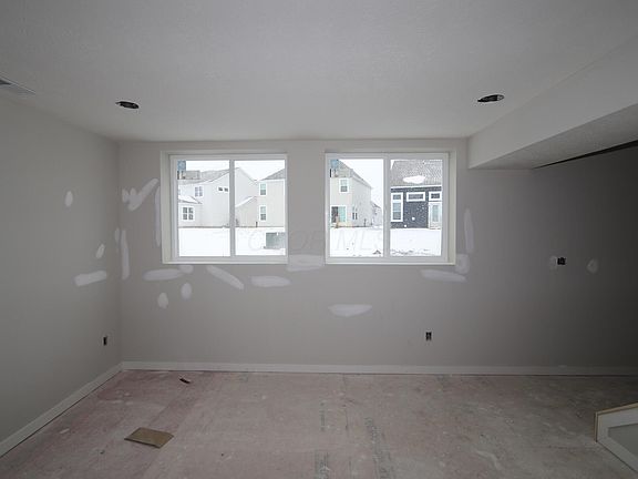 5th image of 308 Sage Hill Dr