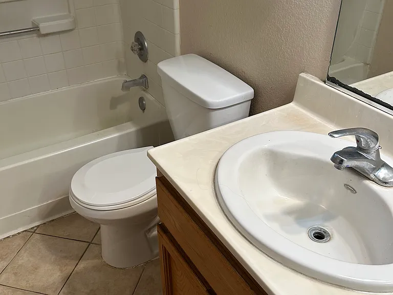 1323 Saint Francis Dr — Photo 9