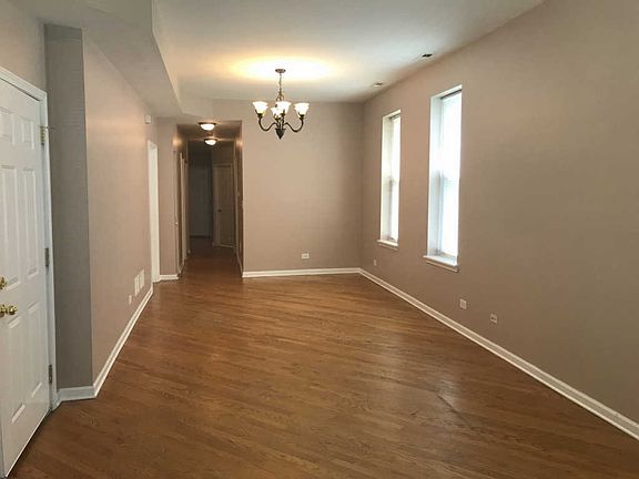 3rd image of 1923 S Sawyer Ave #1