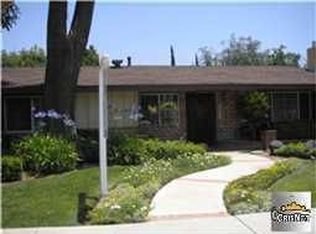 10014 Hayvenhurst Ave, North Hills, CA 91343