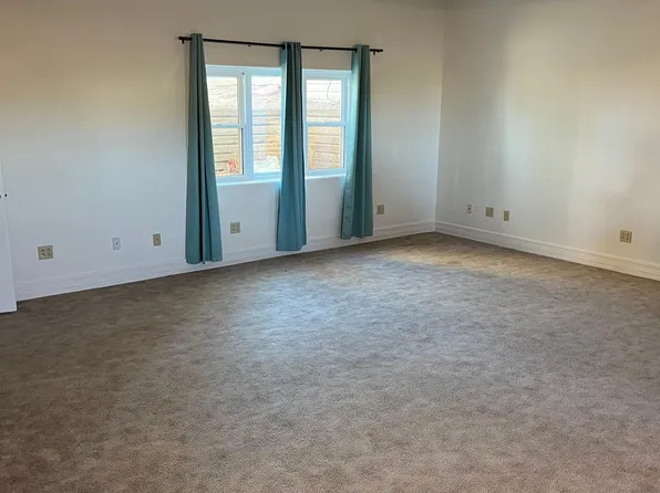 7604 Ridge Rd, Cheyenne, WY