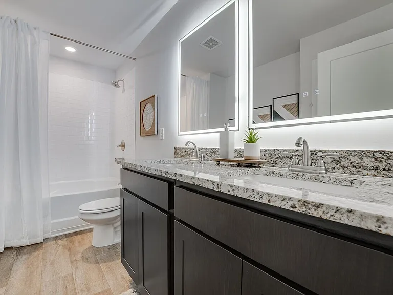 3546 Station Dr — Photo 8