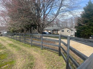 8610 Mackall Rd, Saint Leonard, MD 20685