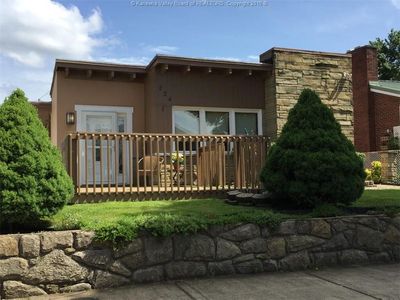 224 3rd Ave, South Charleston, WV, 25303