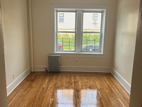 3rd image of 24 Purser Pl