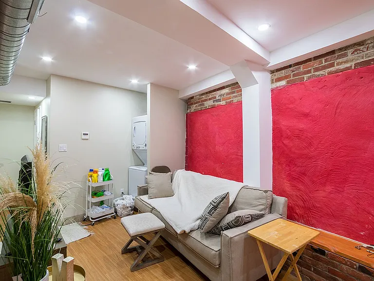 1122 E Passyunk Ave — Photo 6