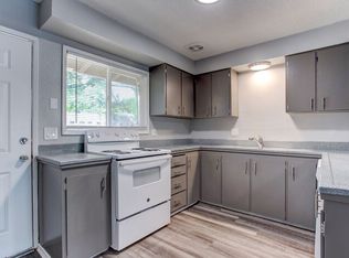 3715 SW 108th Ave APT 4, Beaverton, OR 97005